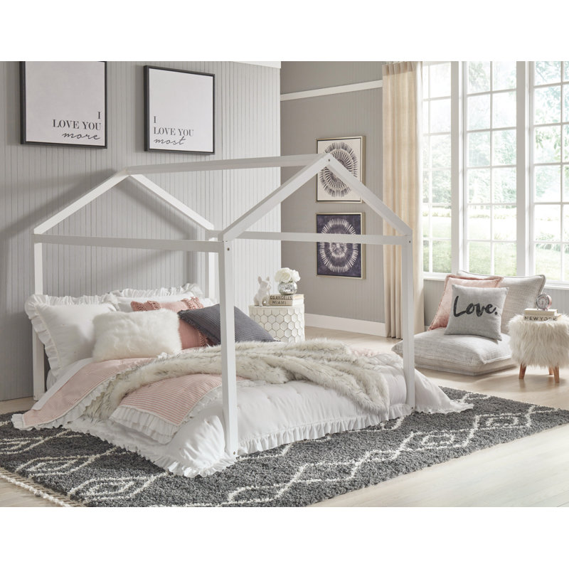 Bradwell Canopy Bed Twin White